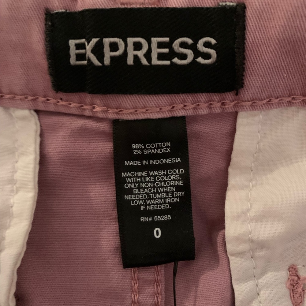 Express Shorts 💕 - Picture 5 of 5